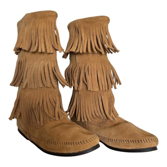 NWOT Minnetonka 3-Layer Fringe Boot size 9 - Picture 2 of 5